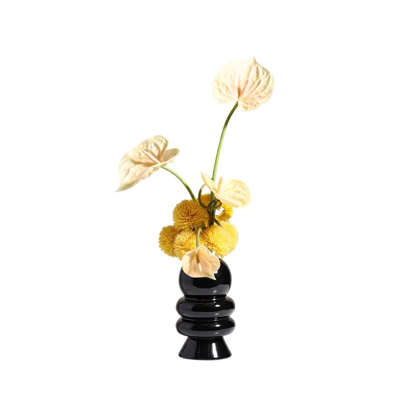 

Modern simple and light luxury Chaoyang floral ceramic flower ware, yellow ornaments in the clubhouse of the B & B hotel