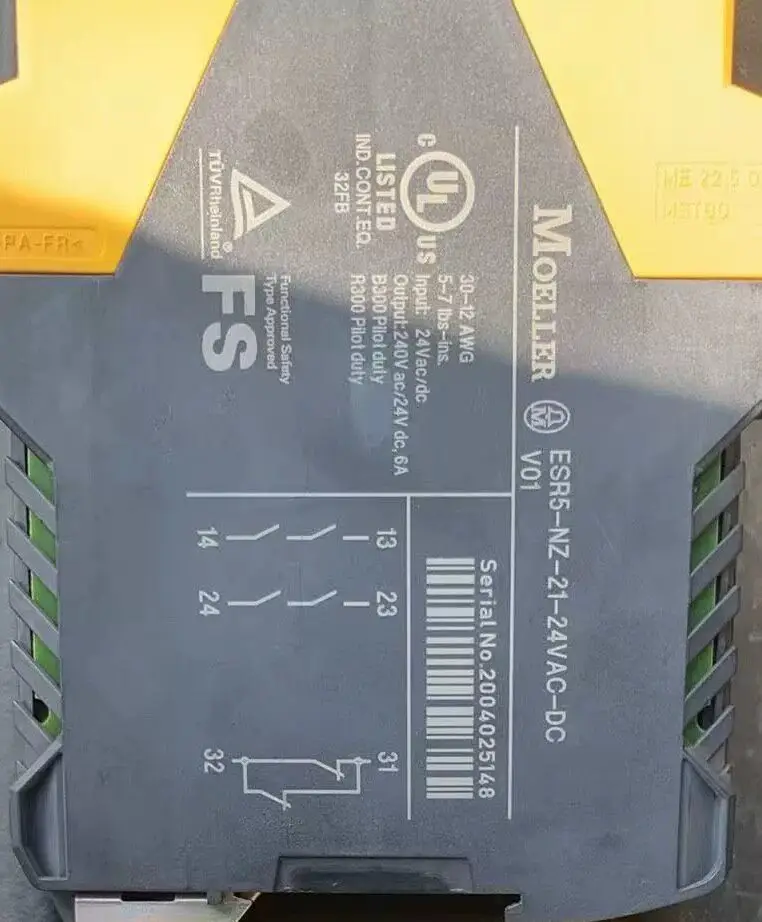 Name: Safety Relay, Brand: MOELLER, Model: ESR5-NZ