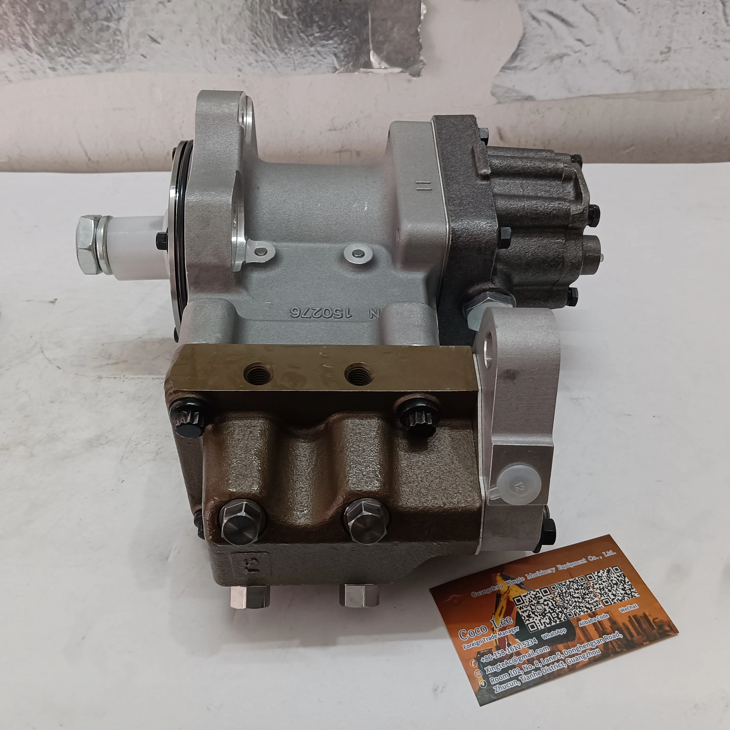 

Excavator Parts Engine Fuel Pump SAA6D114E-5 Fuel Pump Assy 6746-71-1110 6746-71-1151 6746-71-1161