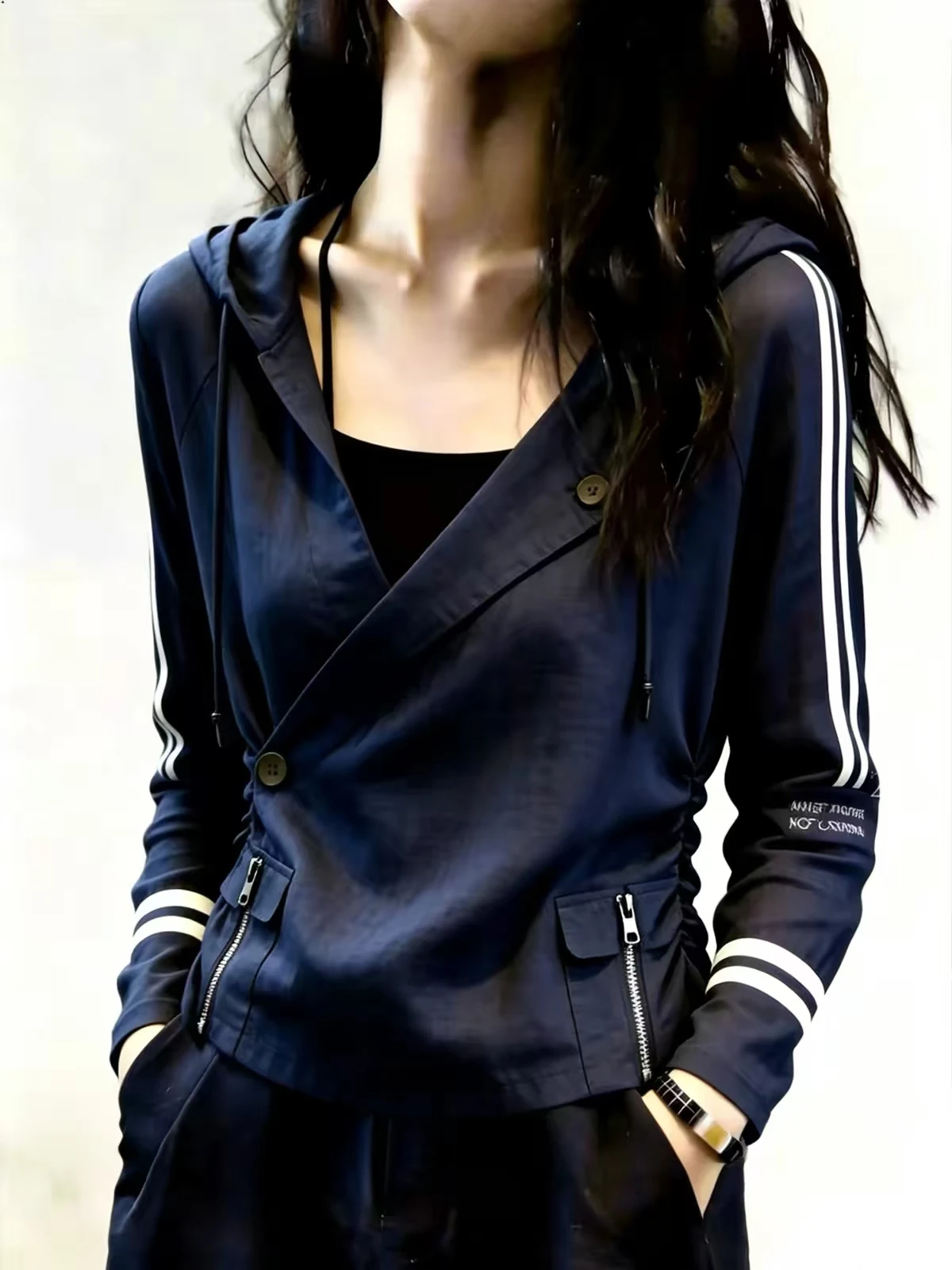 Korean Style Anti-Aging Hooded Long Sleeve Fashionable Ultra Beautiful Dark Blue Women's Top 2026 Autumn Simple Versatile Spo...