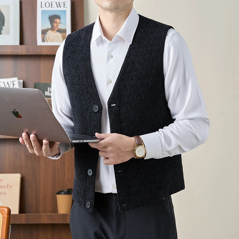 80% White Duck Down Waistcoat Men 2025 Winter Thick Casual V-Neck Jacket Vest Classic Single Breasted Warm Duck Down Vest