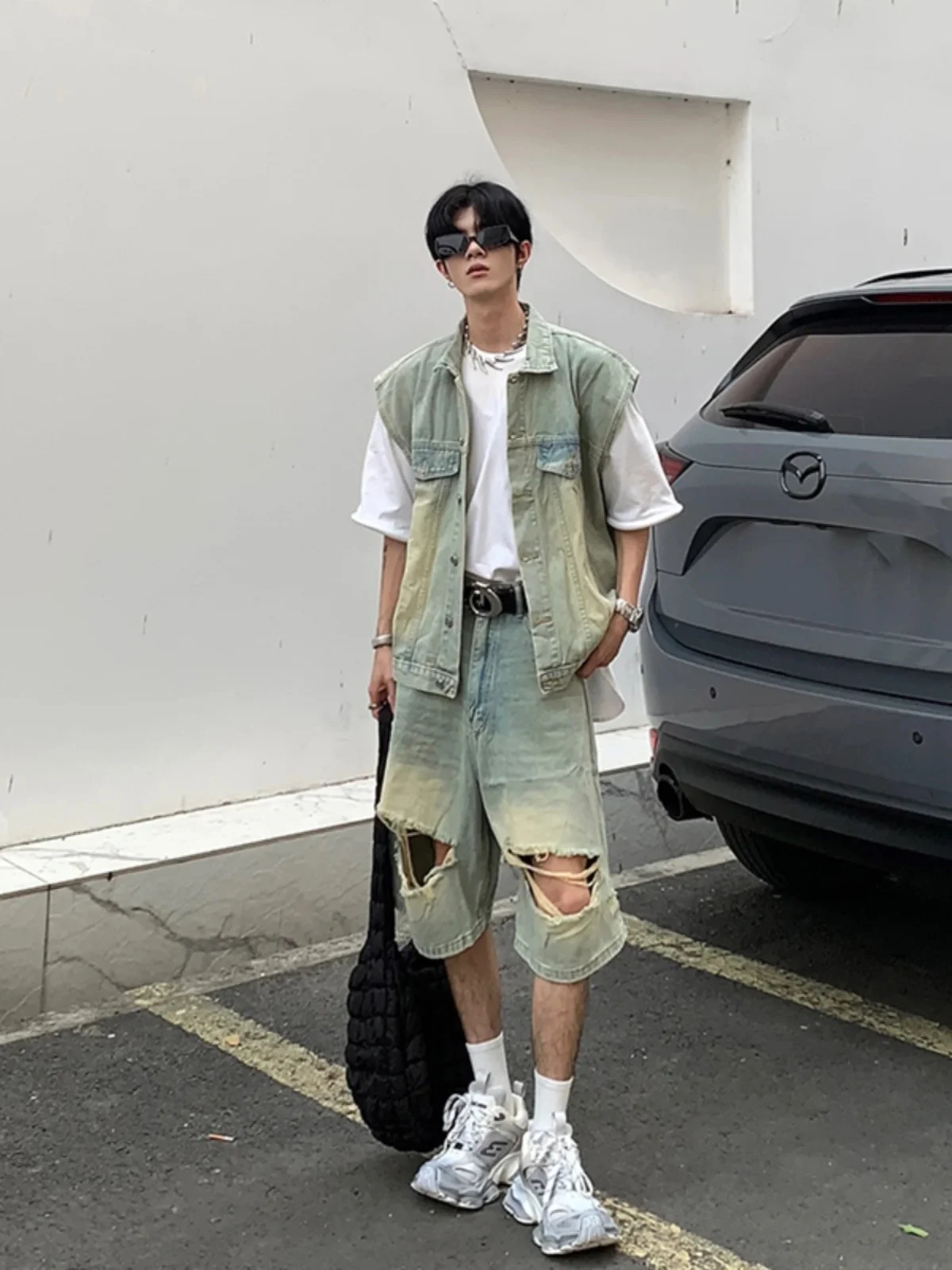 

Summer American High Street Men's Svel Denim Vest Hole Punching orts Two-Piece Set Faionable Youth Casual Wear