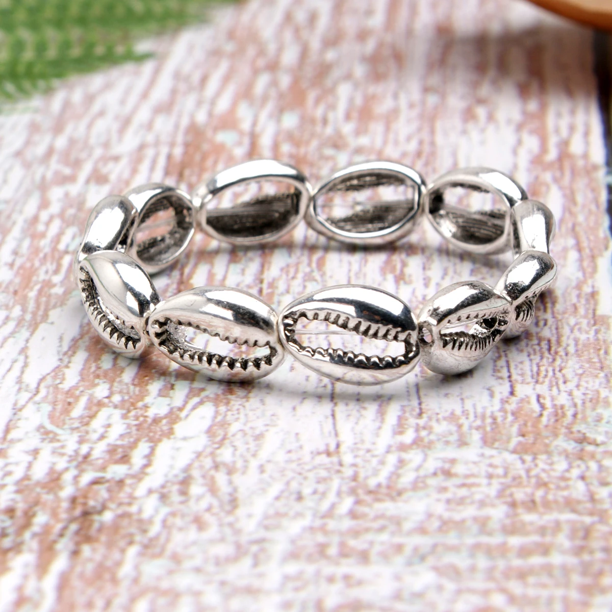 

hand-made shell bracelet shell bracelet for women alloy shell bracelet