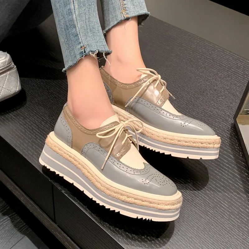 New Luxury Fashioner Casual Flat Platform Shoes Women Genuine Leather Thick Sole Sneakers Derby Brogue Leather Shoes Female 