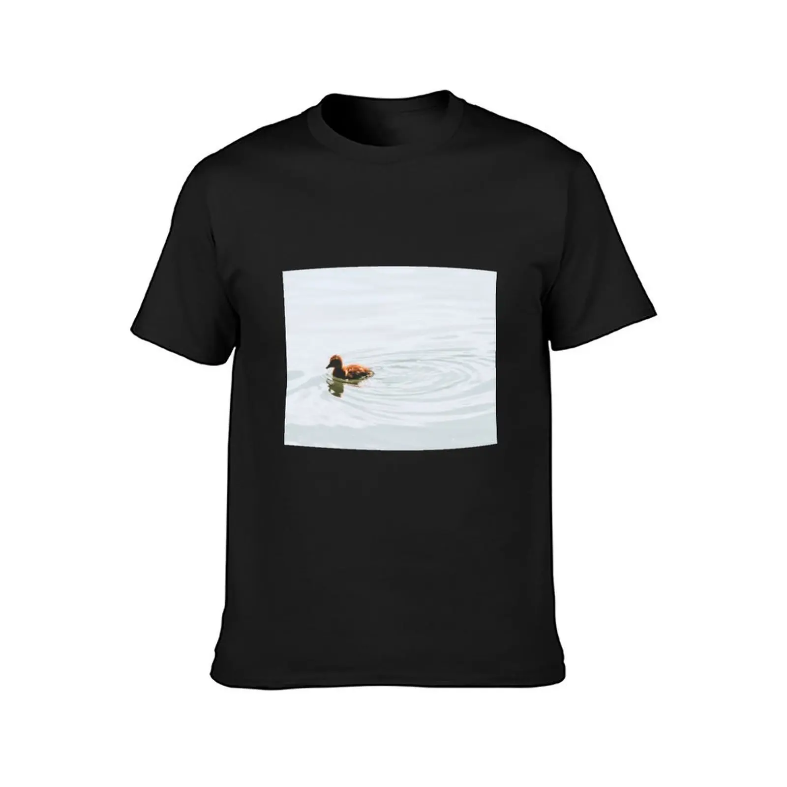 Photograph of a duckling on a lake T-Shirt quick-drying heavyweights anime clothes Men's t shirts