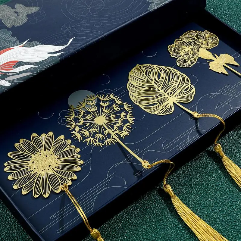 Chinese Style Handmade Book Mark Golden Lotus Sunflower Bookmarks Reading Marker for Book Lover Gifts for Friend