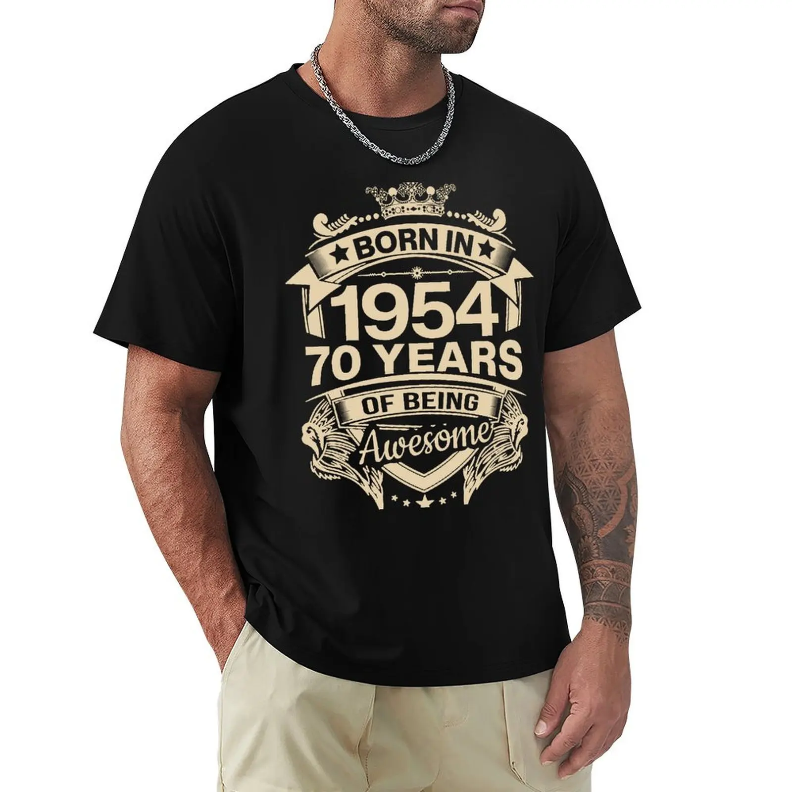 Born In 1954 70 Years Of Being Awesome 70th Birthday Gift T Shirt Harajuku Short Sleeve T-shirt 100% Cotton Graphics Tshirt Tops