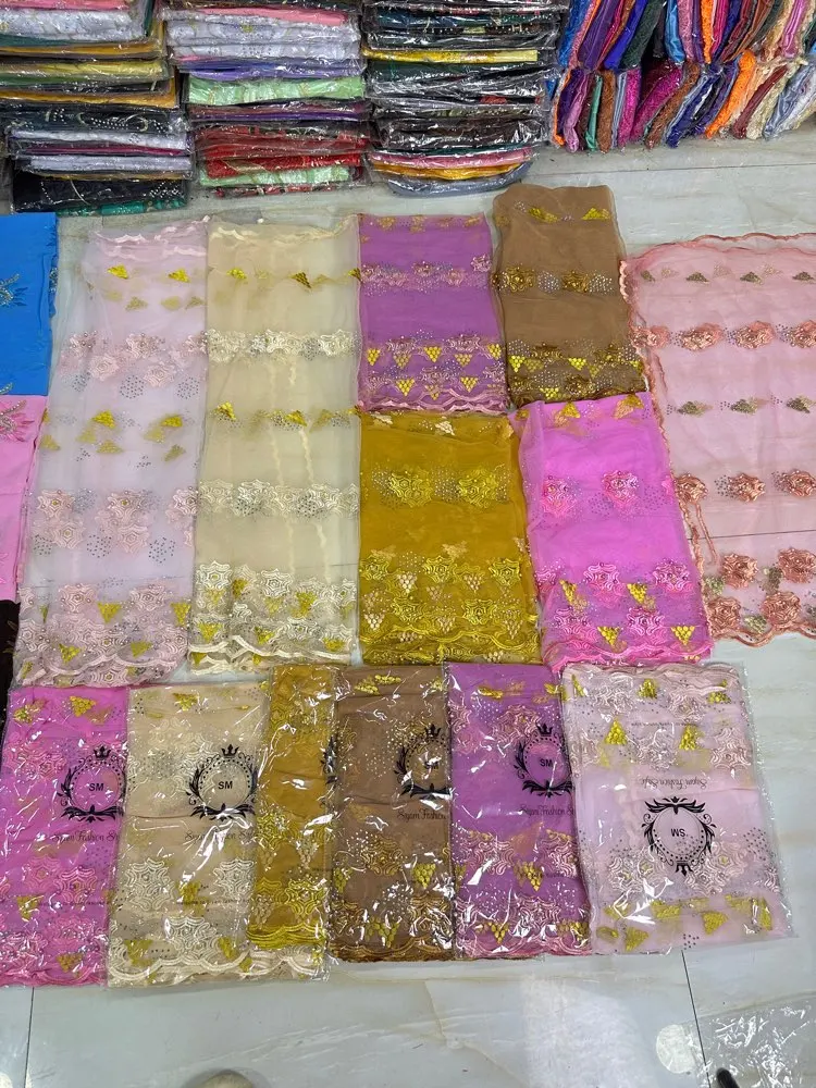 3D-Steinverzierter Neuer Dubai-Schal für Muslimische Frauen, Afrikanischer Voile-Stein-Hijab, Islamischer Hijab, Pashmina-Turban, Kopftuch mit Stickerei, Schals – Detail 17