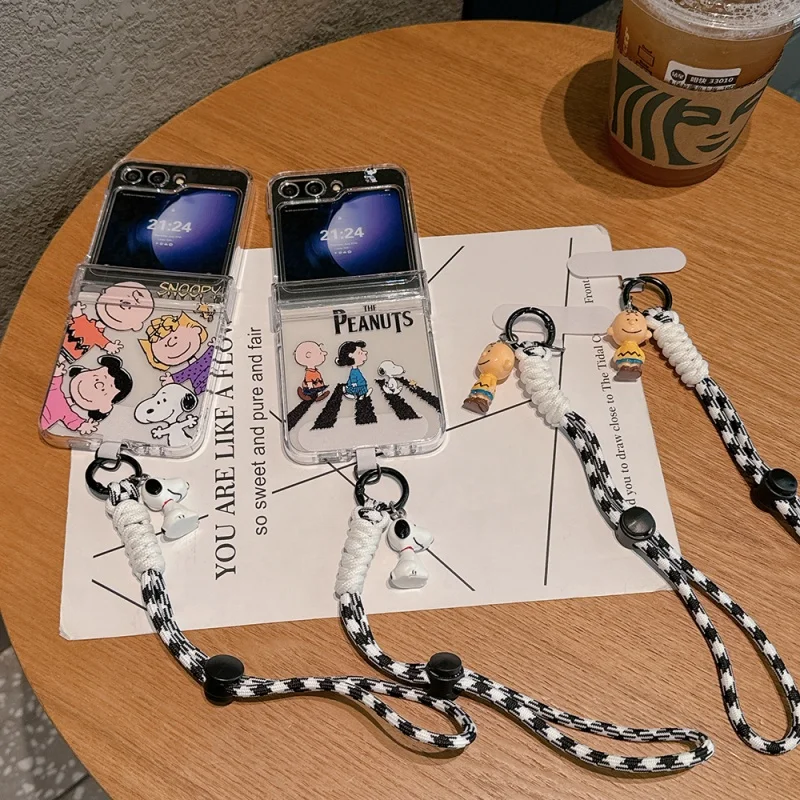 

Funny Cartoon Cute Snoopy friend Charlie Brown Folding Phone Case For Samsung ZFlip 3 4 5 6 ZFlip7 Snoopy shockproof Back Cover