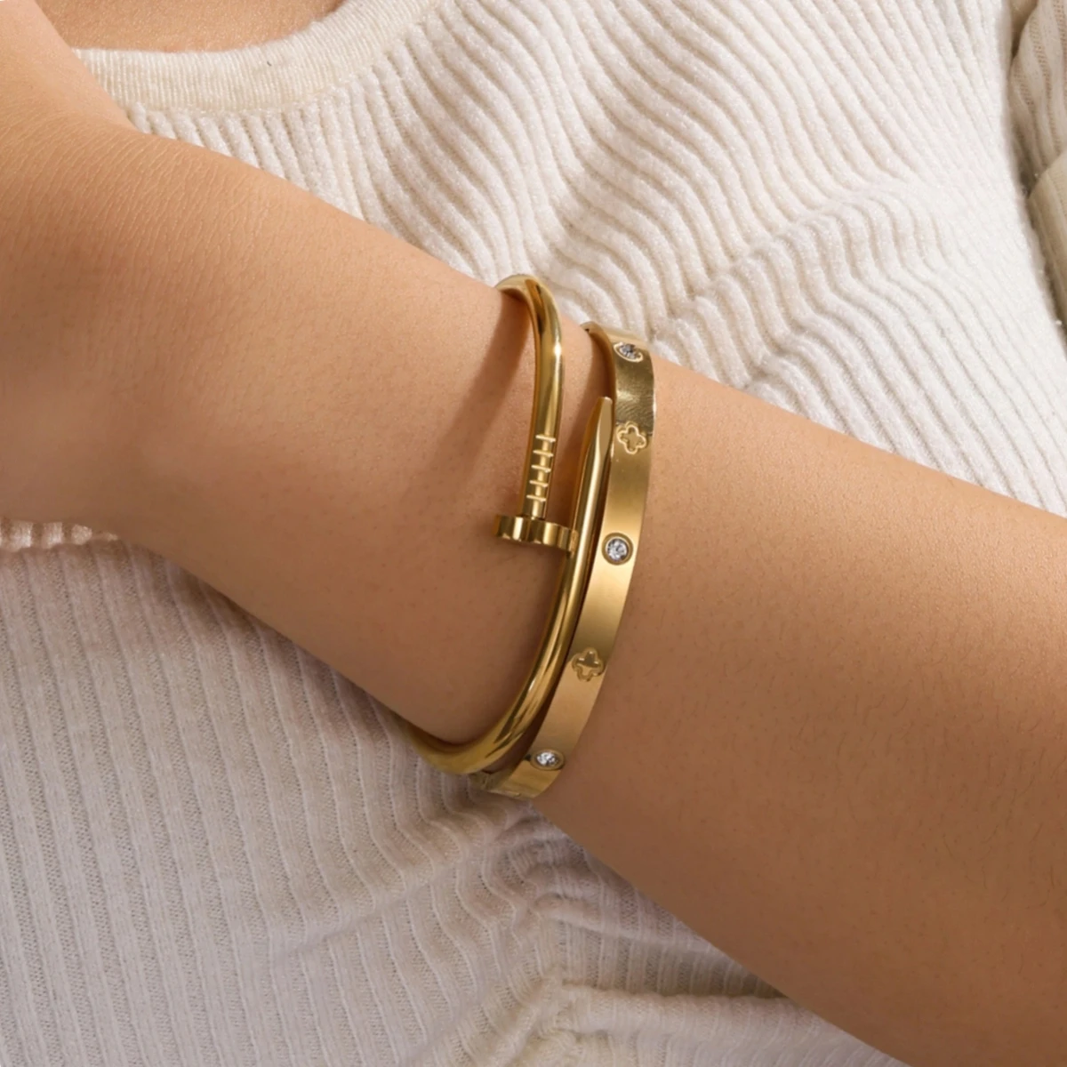 

UILZ French Luxury 18K Gold-plated Clover Bracelet Set With High-quality Stainless Steel Shiny Zircon Not Fade Jewelry