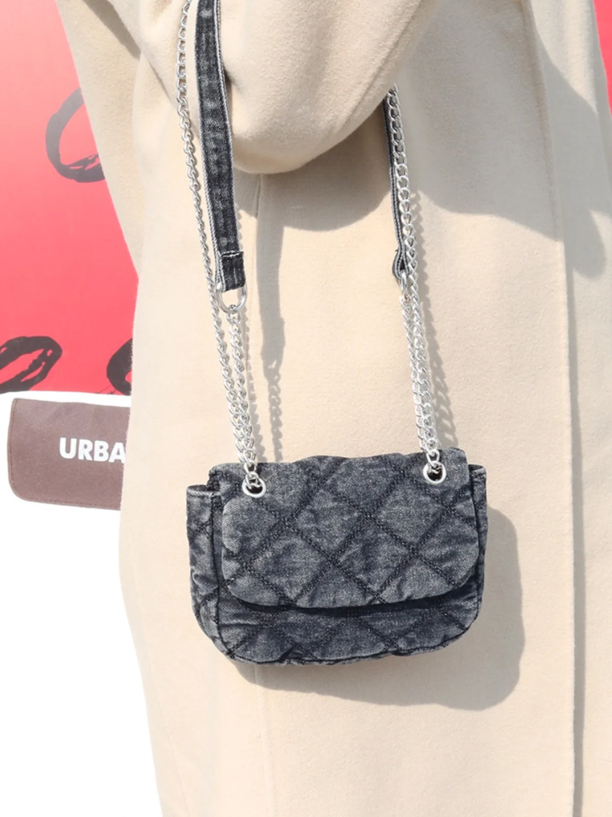 

Джинсовая сумка iPinee, винтажная художественная сумка через плечо с цепочкой, универсальная сумка для подмышек для молодых взрослых