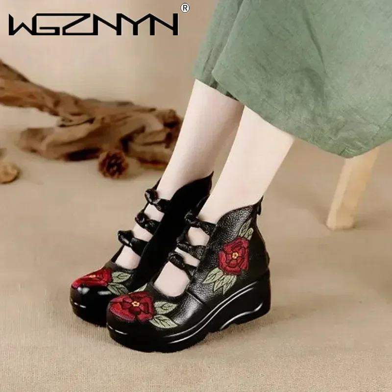 Luxury Genuine Leather Single Shoes Women Autumer Slope Heel Round Toed Mother Shoe Embroidered Ethnic Retro Shallow Mouth Shoes