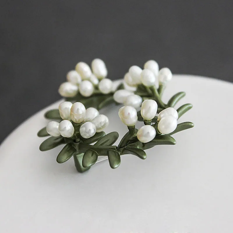 Unisex garden myrtle style brooch fancy fresh water pearl brooch