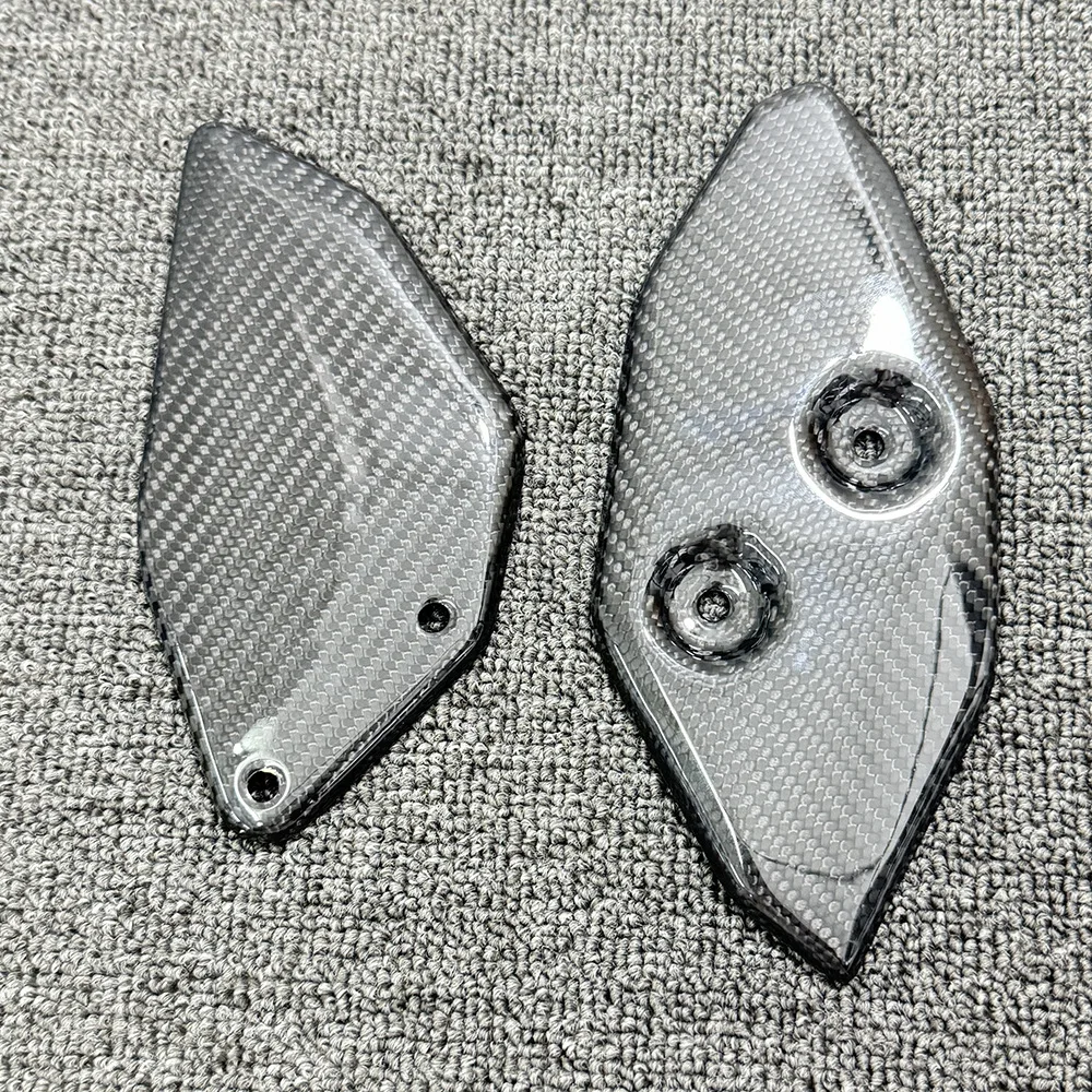 Suitable for Yamaha YZF R3 R25 mt-03 100% carbon fiber motorcycle accessories, rear seat footstool foot cover 2019-2025