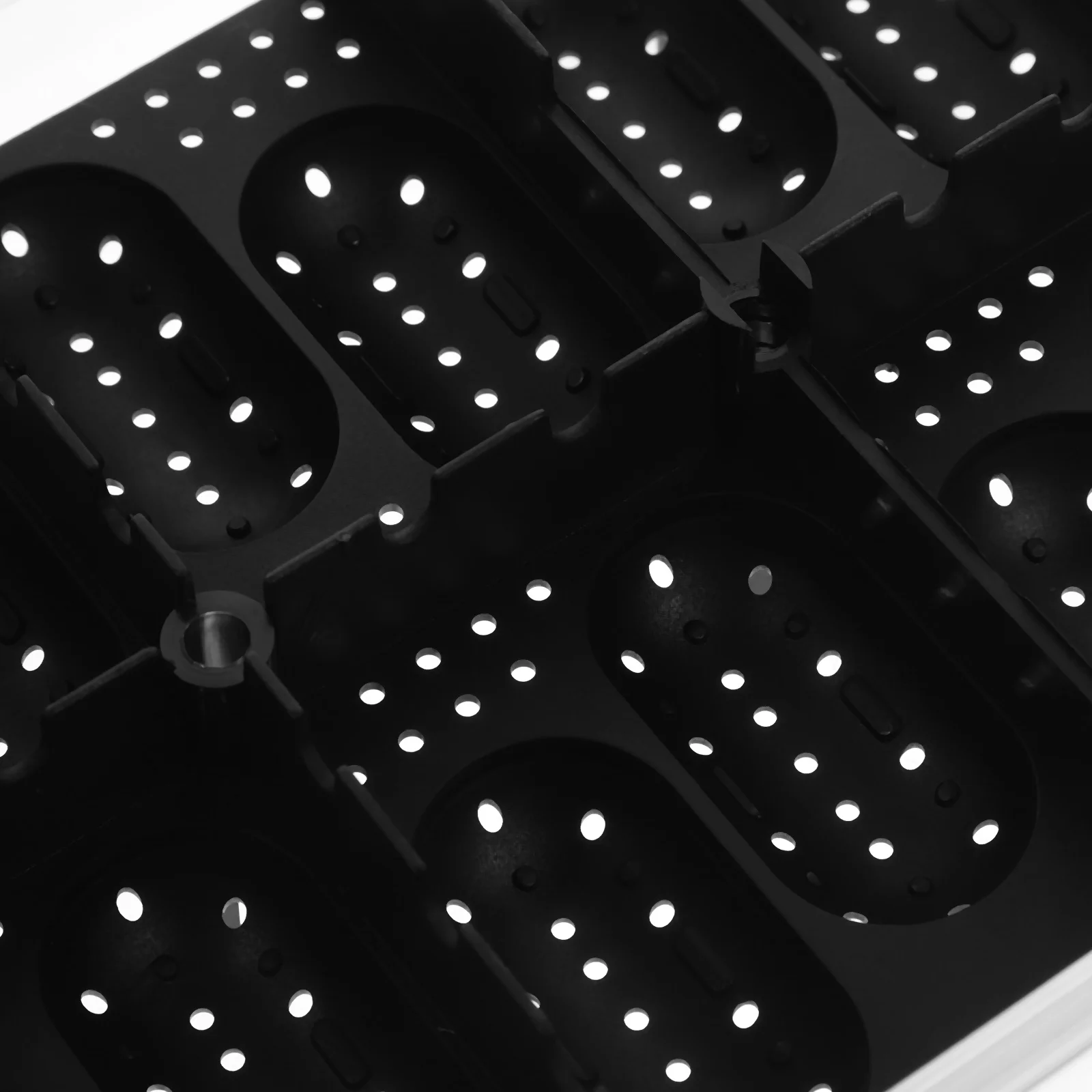 

14 Holes Plastic Incubation Tray Lightweight Durable Lizard Egg Breeding Tank Crawler Incubator Reptile Egg Hatchery