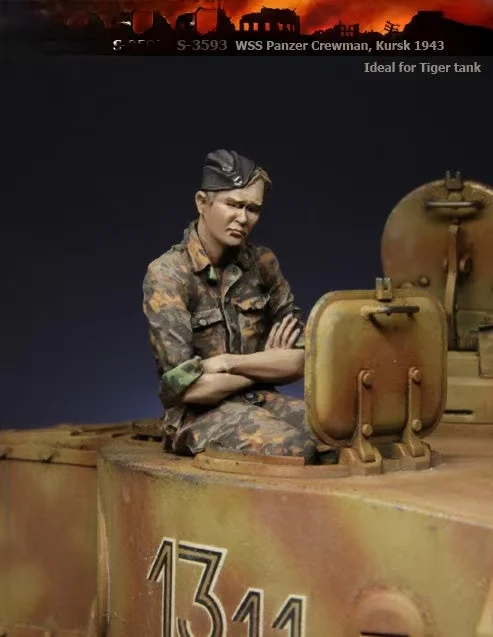 1:35 Resin kit  Panzer Crew, Kursk 1943  2 Collectible Unassembled Sculpture for Hobbyists