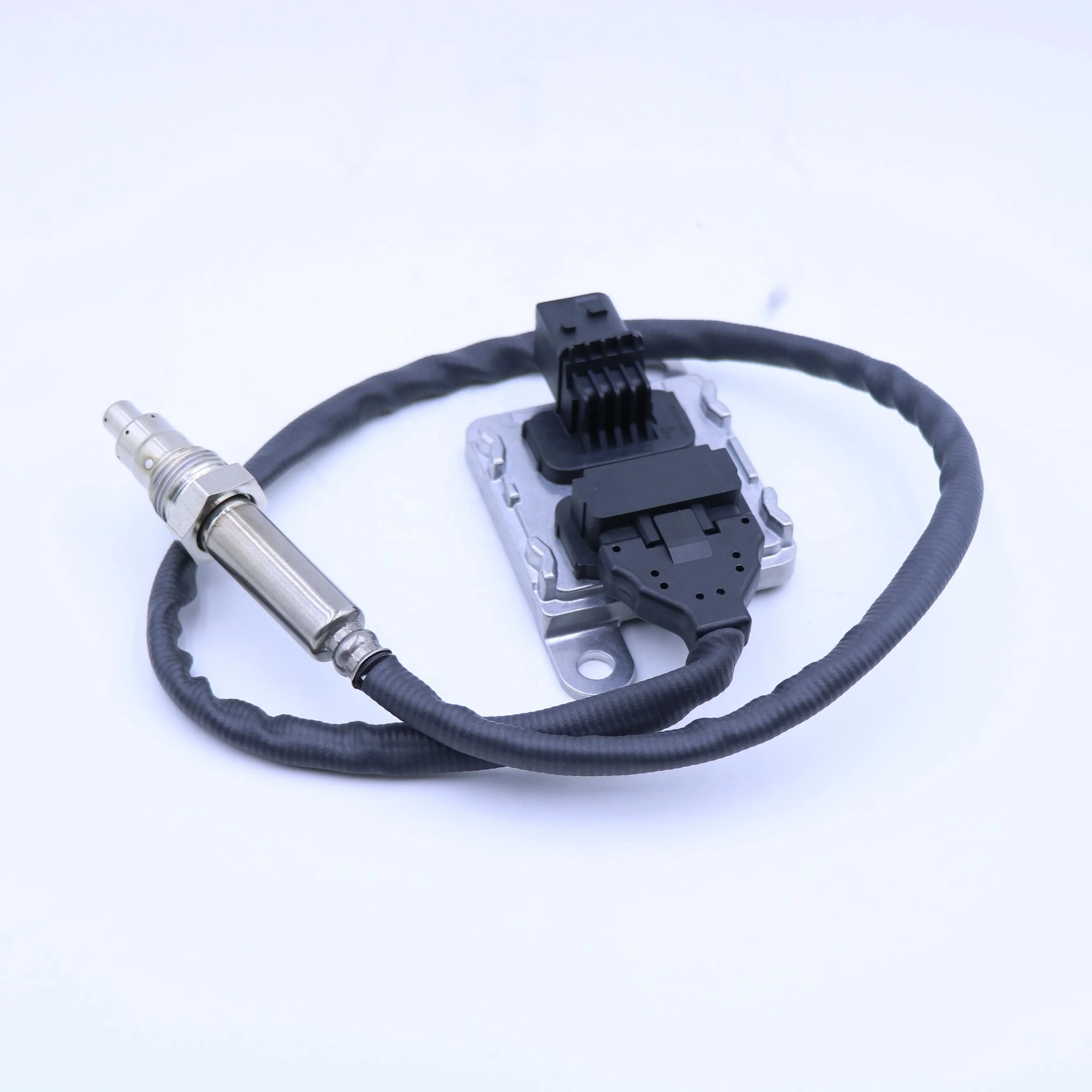 

Exclusive Production of DDE EA0111536128 Nitrogen Oxide Sensor for Detroit Truck Intake
