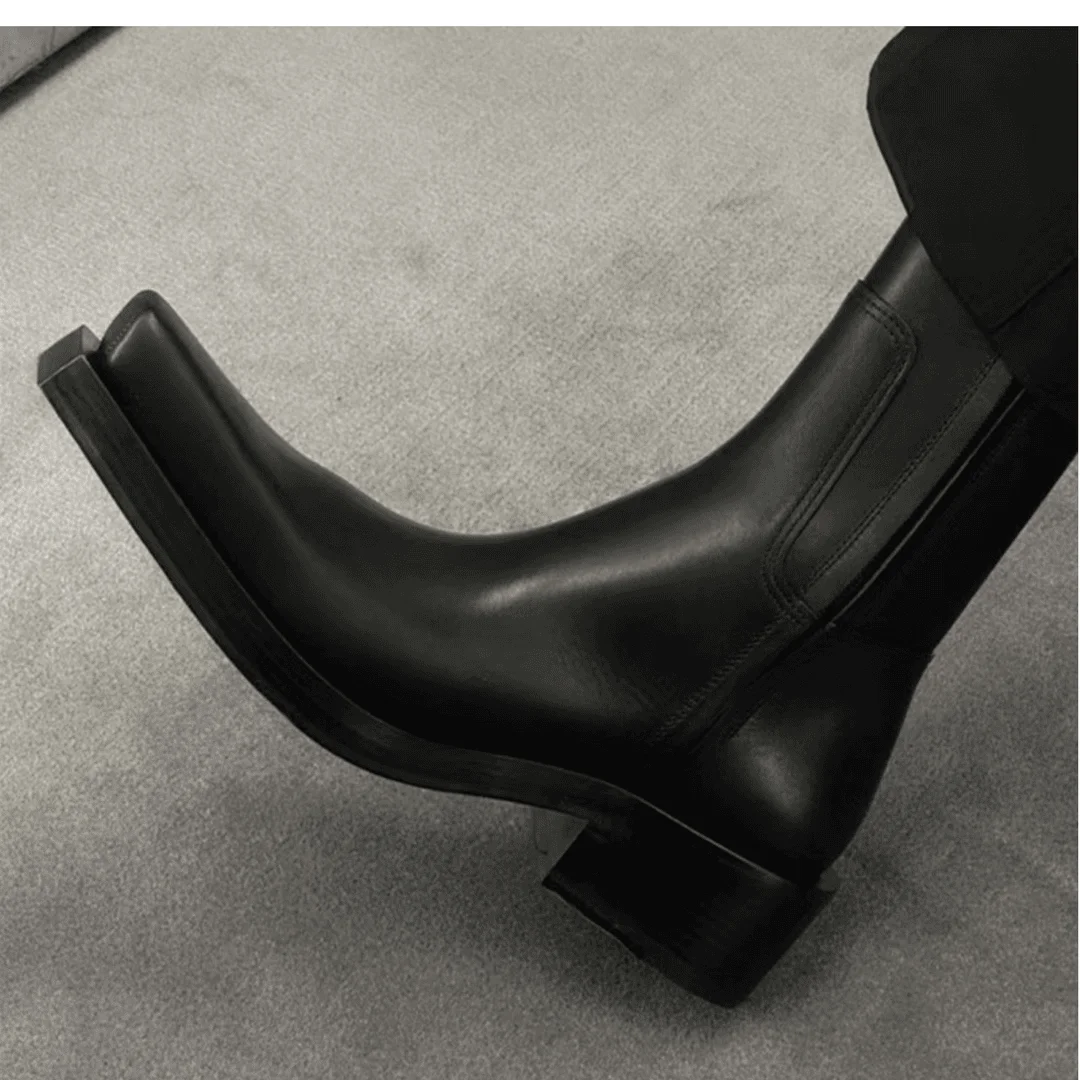 

2025 Chelsea British Casual Fashion Handsome Men's High-top Trendy Inner Heightening Locomotive Boots Pointed