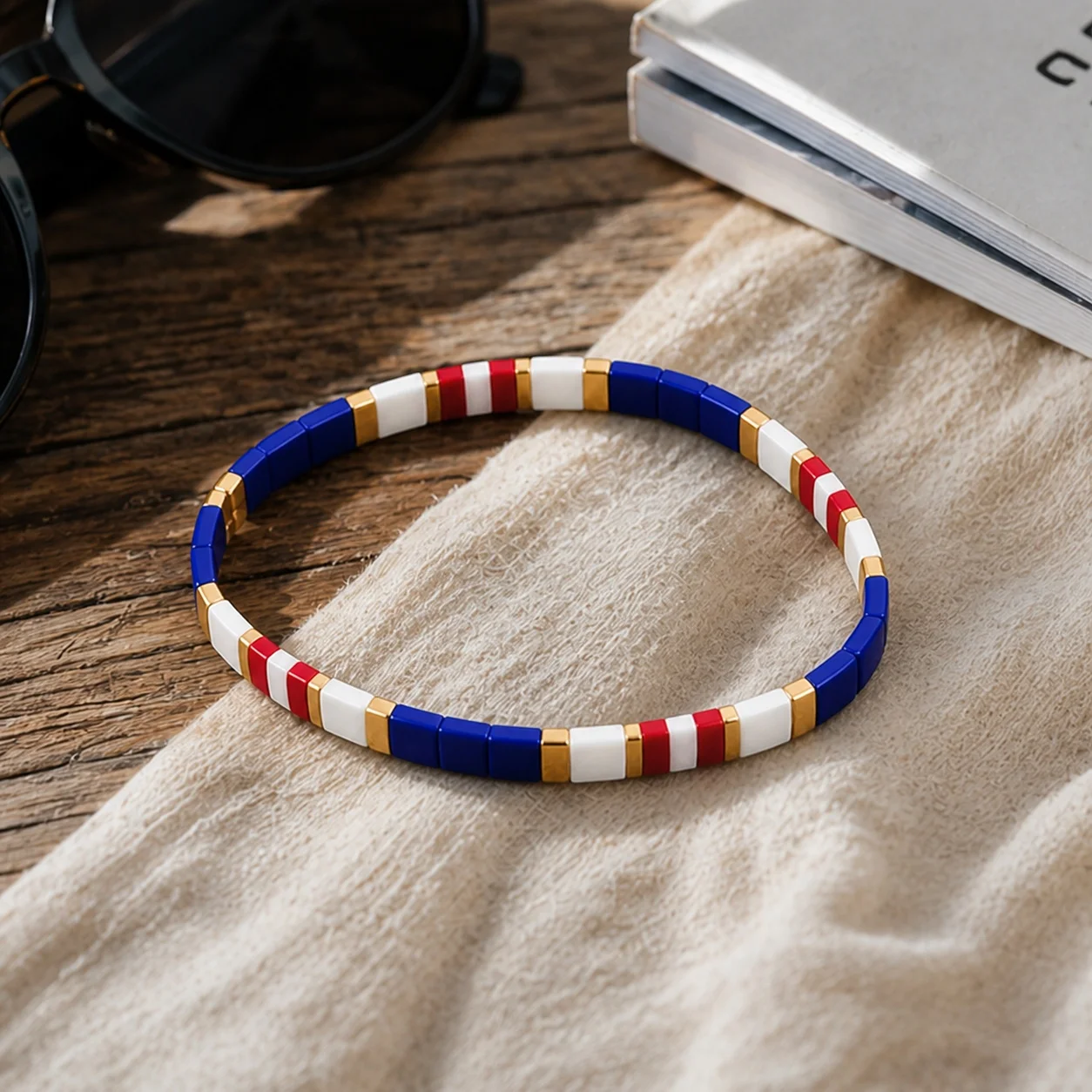 1pc Unisex Geometric Glass Tile Bead Strand Bracelet Red White Blue Gold Color Block Trendy Fashion Wrist Jewelry
