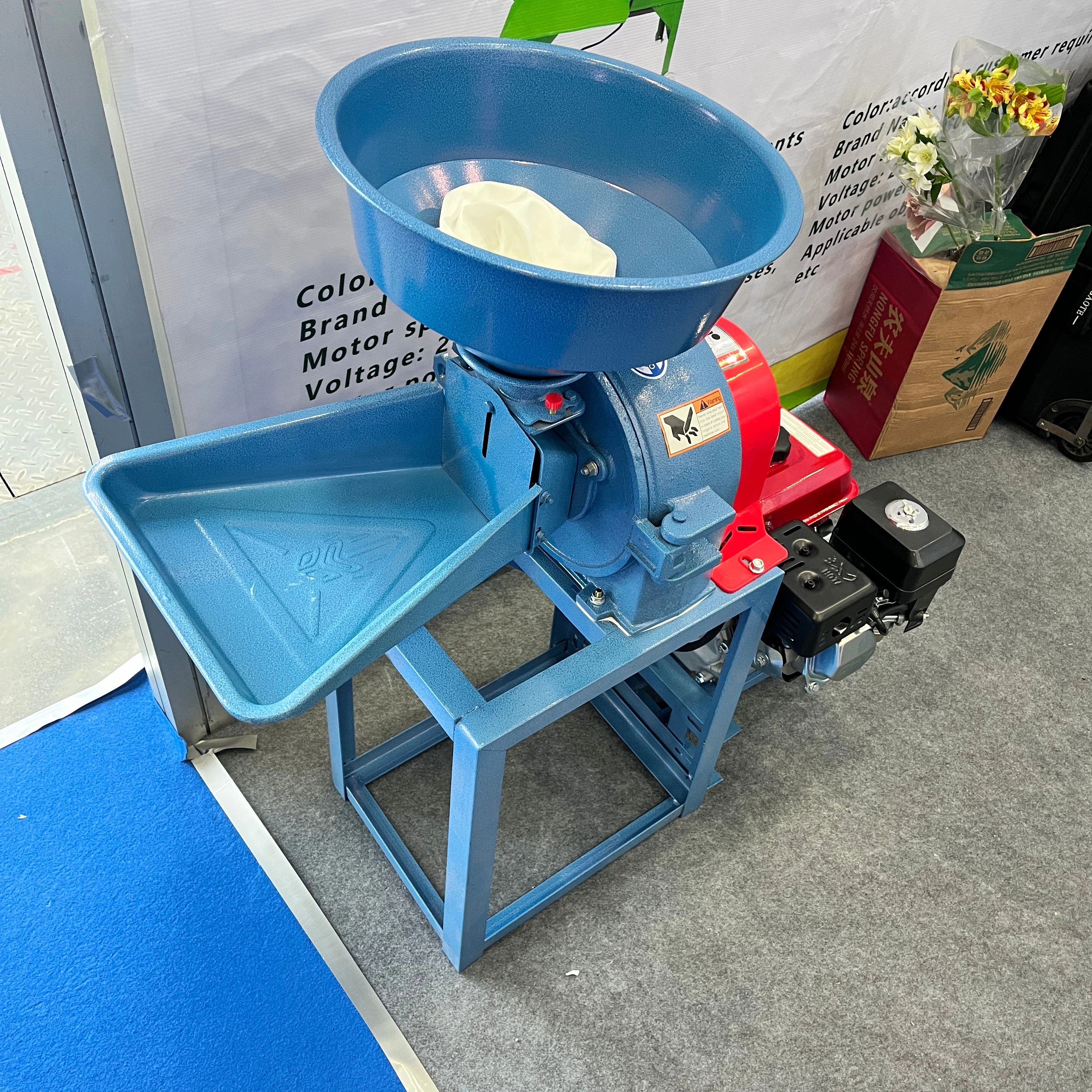 

Wheat, corn, beans, dried fish and other grain grinders, coffee machines and grinders with fuel engines