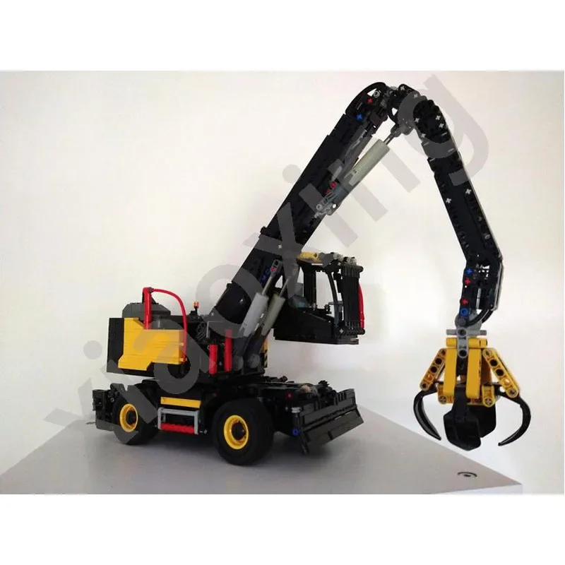 MOC-116185 New RC Model of Material Handling Wheeled Excavator Building Block Model 2120 Parts Children\'s Birthday Toy Gift