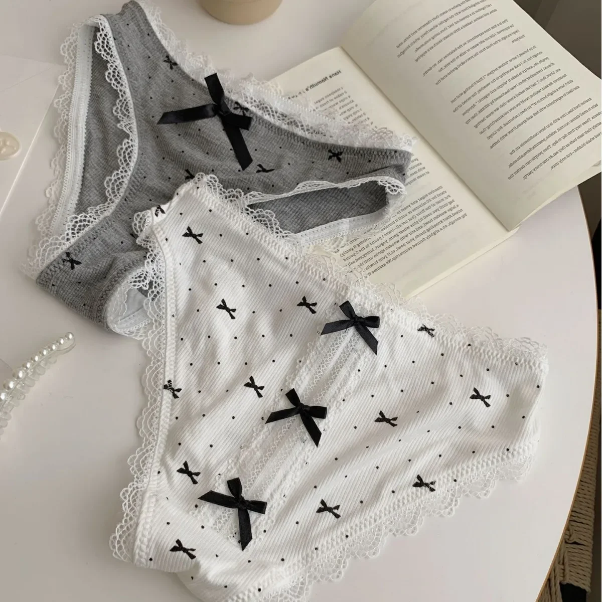 2025 سيزلينج! النمط الياباني سراويل الدانتيل منخفضة الخصر مثير رقيقة جدا |   ملابس داخلية مثلثة مزينة بفيونكة، تجسيد جاذبية الصيف