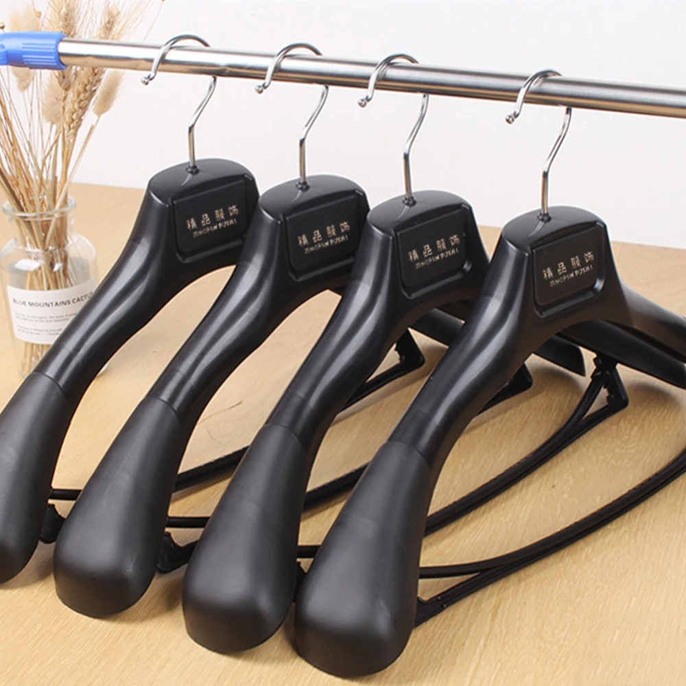 5 PCS Wide Shoulder Seamless Plastic Clothes Rack Clothing Store Suit Clothes Rack Set Clothes Hanging Clothes Rack