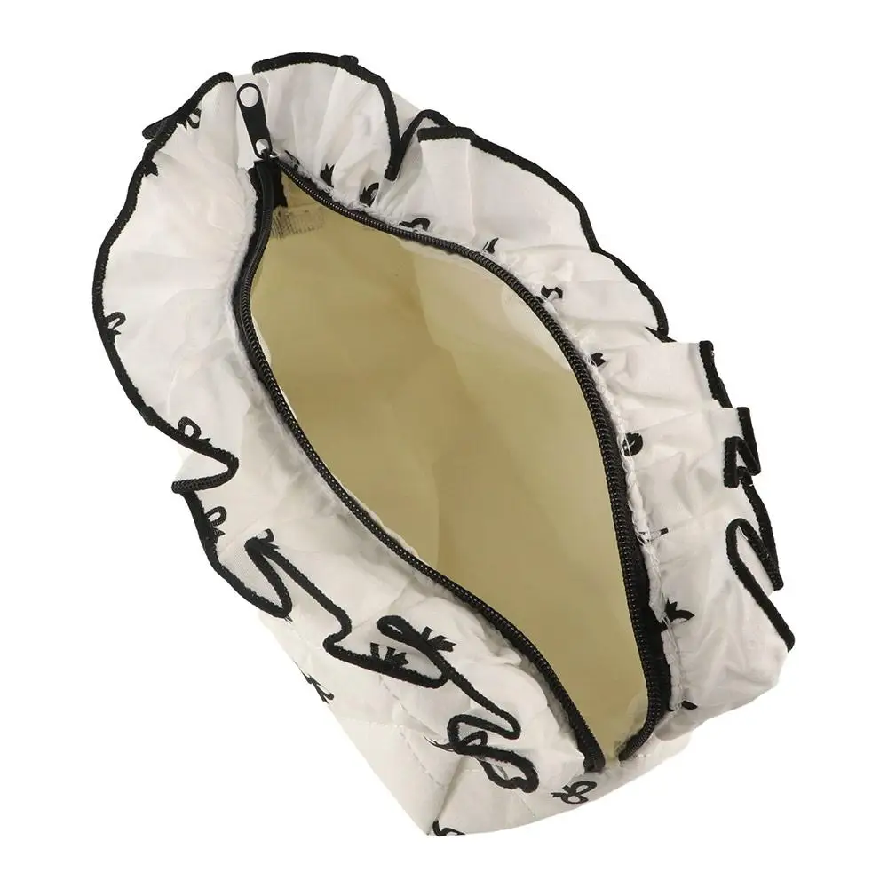 Piórnik z nadrukiem kokardek, duża pojemność, falbanka, styl INS, torba na artykuły piśmiennicze, torba na zamek błyskawiczny, rombowa kosmetyczka na szminki, dla dzieci.