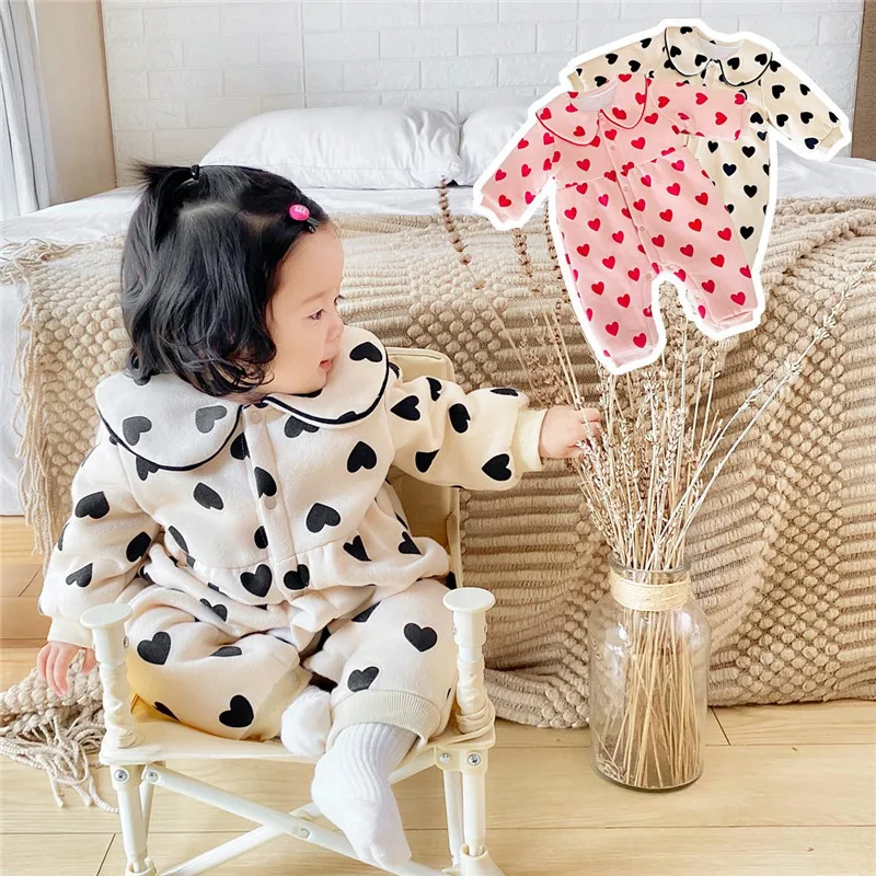 

Baby clothes one-piece female baby peach heart print newborn Rompers thickening autumn winter romper warm clothing