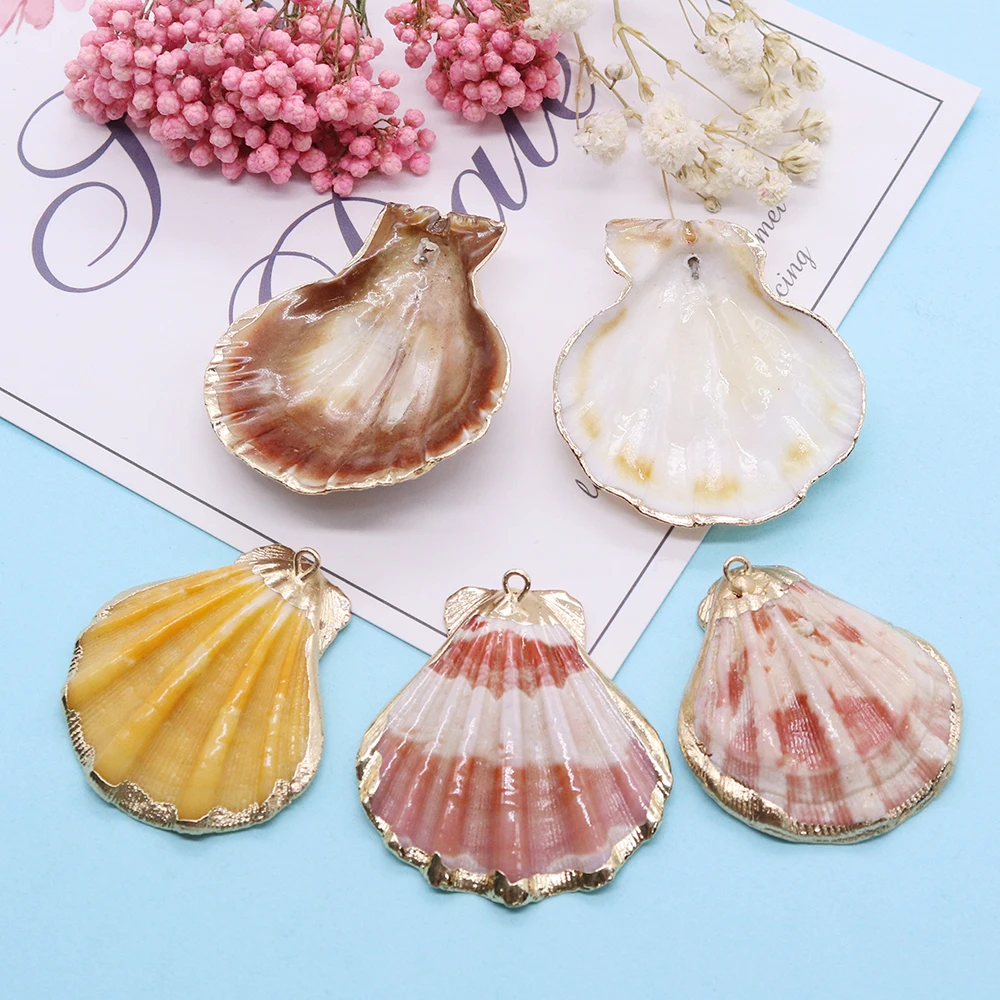 

Natural Shell Necklace Pendant Fashion Bohemian Plated Edge Fan-shaped Shell Charms for Making Jewelry Necklace Accessories Gift
