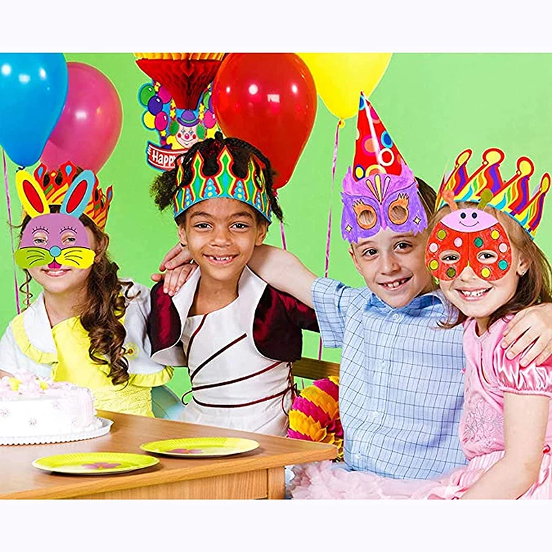 8-częściowy zestaw do samodzielnego wykonania maski z motywem zwierząt z kreskówek dla dzieci, do graffiti, rękodzieła artystycznego, maska z papieru, ręcznie malowana biała karta papierowa z kolorowymi pisakami.