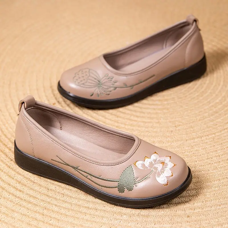 New lotus flower ballet flats women's big size 42 flat low wedged shoes ladies shallow vintage loafers mother slip on moccasins