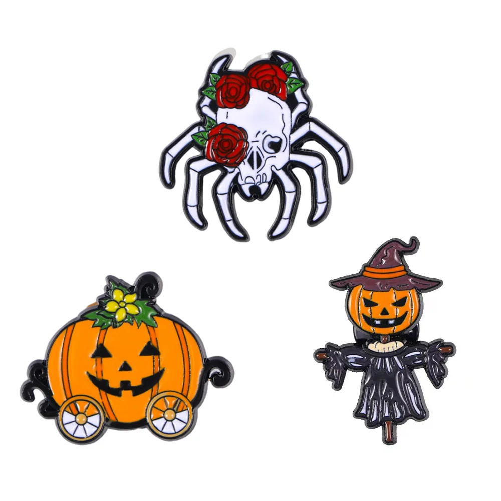 

Halloween 3 Piece Pumpkin Scarecrow Skull Spider Badges Brooch For Men And Women Fashion Cute Enamel Pins Jewelry Accessories
