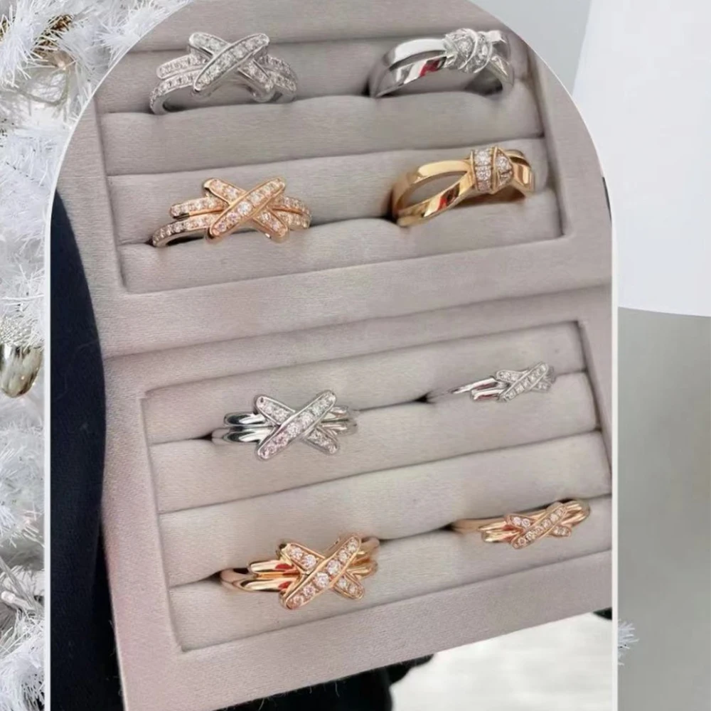 

2026 High-Quality Fashion Classic Famous Honeycomb Ring