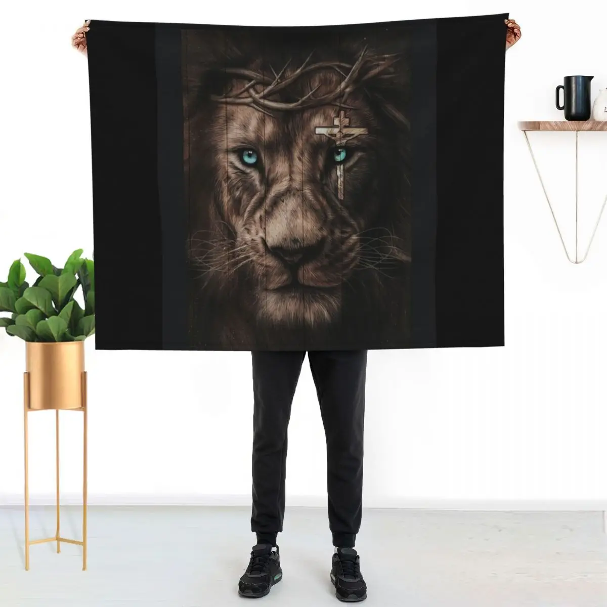 

Dark Edition Lion of Judah Throw Blanket Soft Plush Blanket as Housewarming Gift