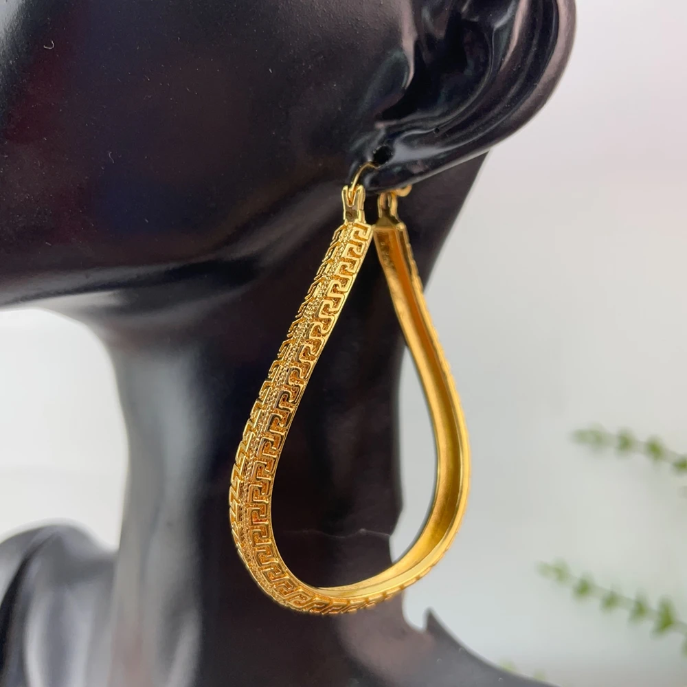 Yuminglai Fashion Luxury Dubai Jewelry Accessories Superior Quality Goldplated Earrings for Women FHK28384