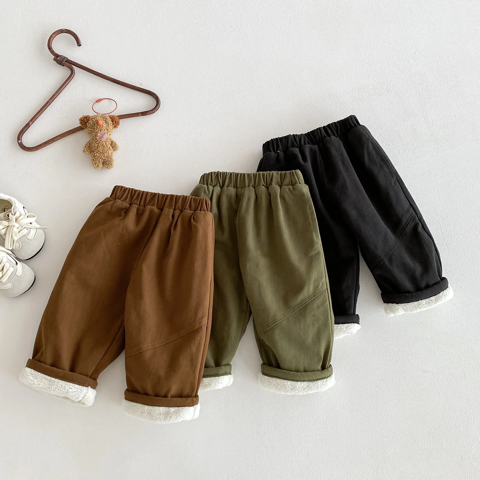 

2025 Winter New Children Fleece Casual Pants Boys Girls Plus Velvet Thick Trousers Cotton Baby Warm Harem Pants Kids Clothes