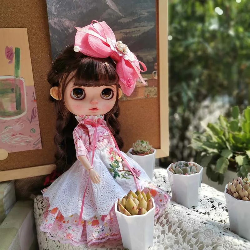 New 1/6 BJD Doll Bows Socks Embroidered Pink Half Sleeve Dress Suitable for Blythe 1/6 BJD Doll Baby Girl Birthday Gift Toy