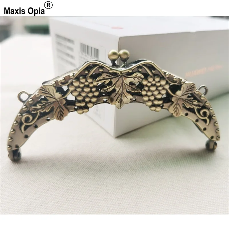 12.5X5.5cm 1 Pcs Handmade Grape Pattern Bronze Sewing Zinc Alloy Purse Frame Handbag Accessories Frame Handle Hanger Purse Parts