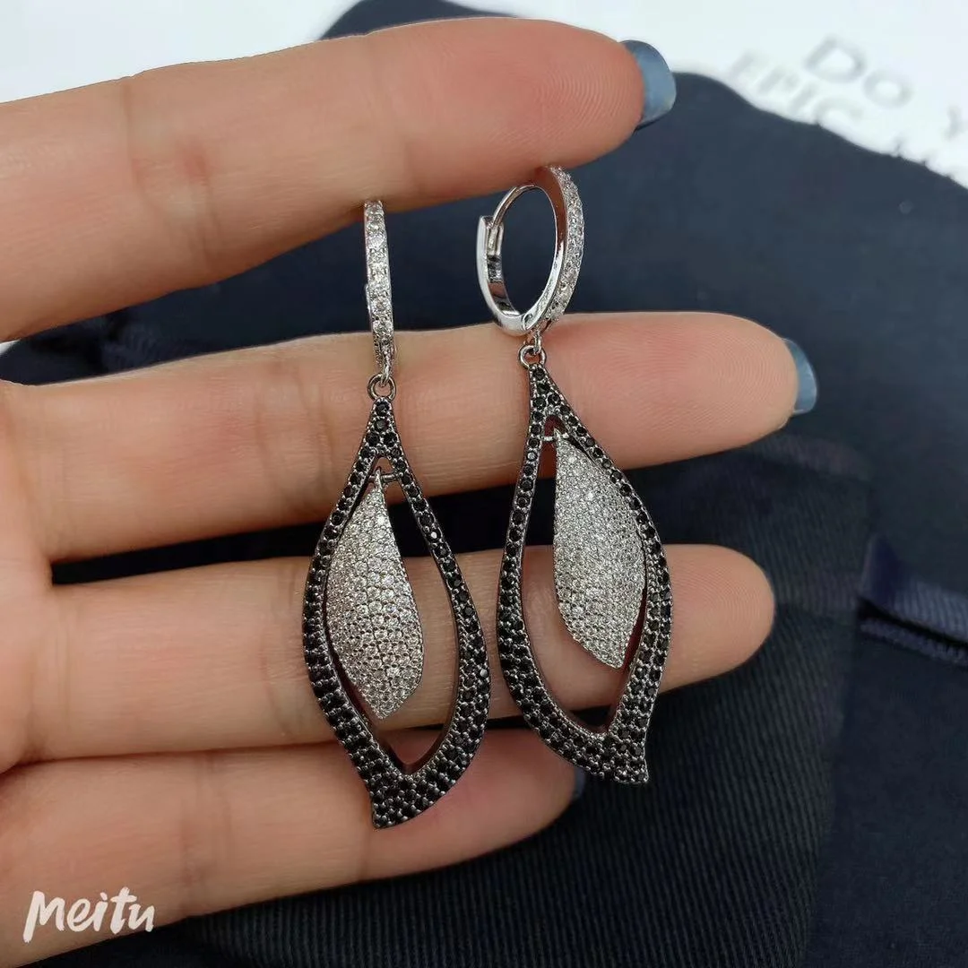 

Luxury Black White Gemstone Leaf Drop Earrings for Women, Two Tone Cubic Zircon Dangle Earrings, Party Jewelry