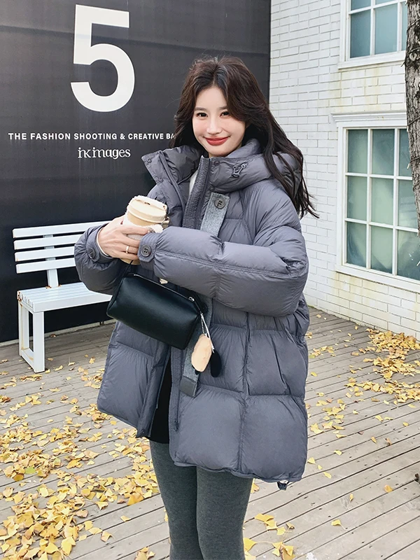 Chaqueta Acolchada con Capucha para Mujer, Invierno 2025, Nueva, de Alta Gama, Entallada, Ligera, 90% Plumón, Informal, Holgada