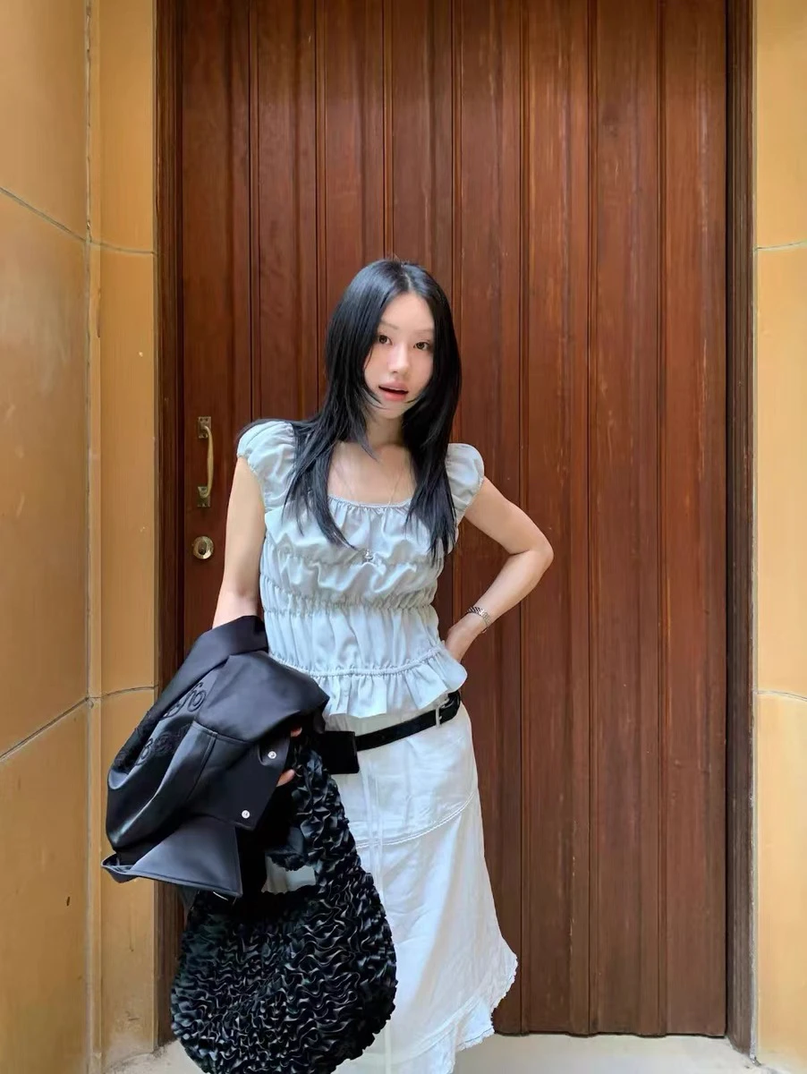 Süß und Würzig: Schulterfreies Damen-Sommer-Top 2025 – Neues, gefaltetes, schmales Oberteil mit Trägern und One-Shoulder-Design