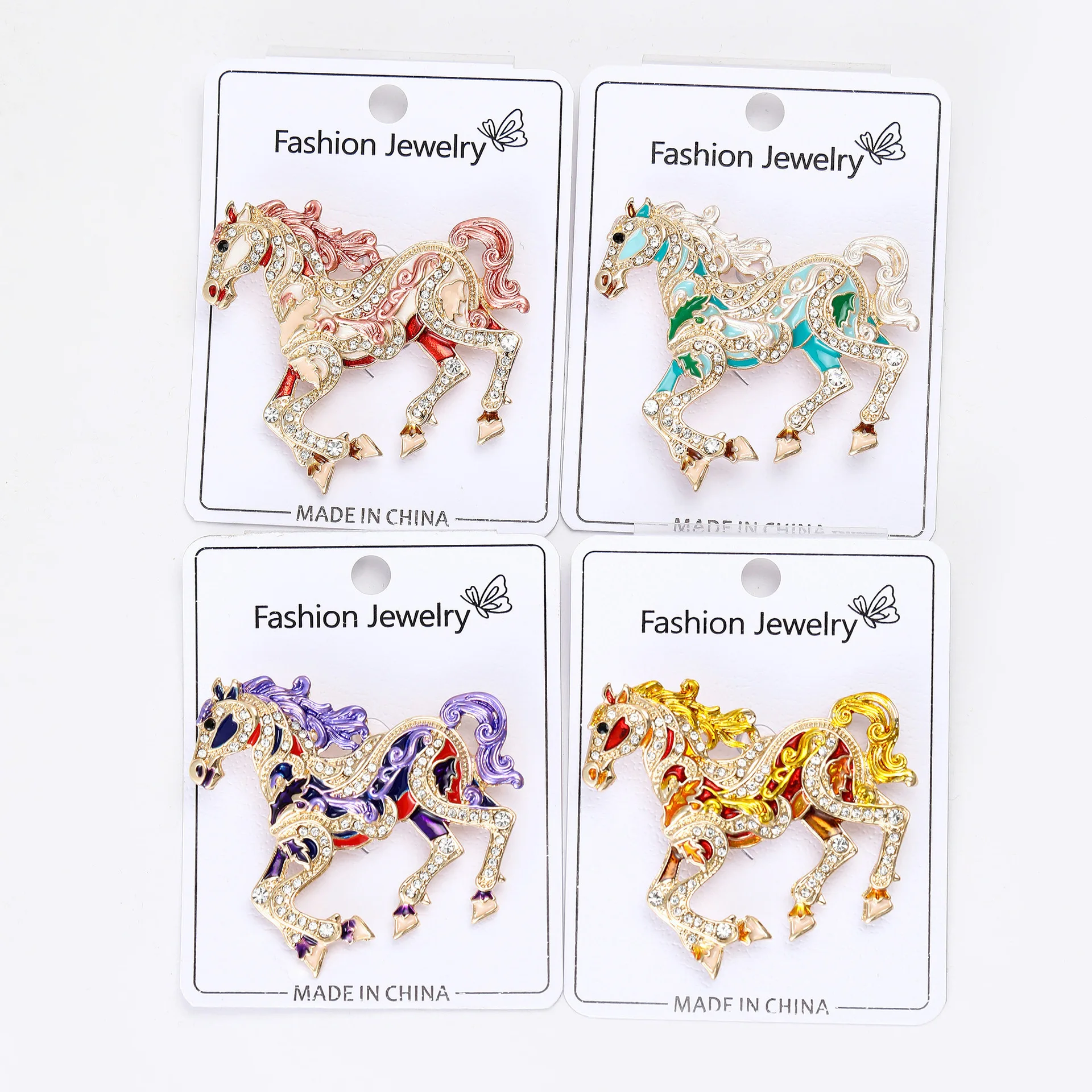 فاسق الحصان بروش للرجال النساء موضة الحصان الحيوان دبابيس دبابيس مجوهرات العصرية اكسسوارات هدايا عيد الميلاد 2025