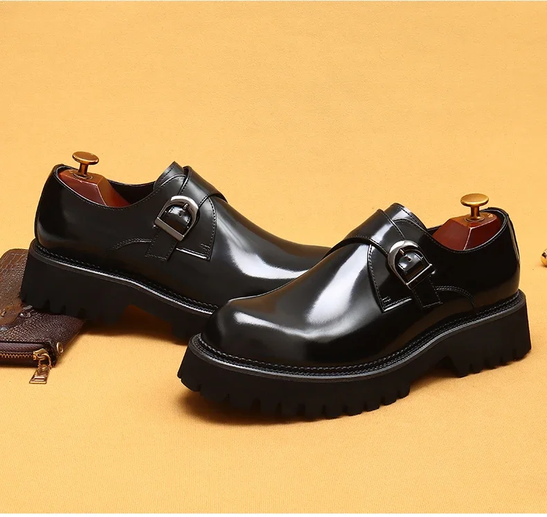 

2025 British Business Suit Men Leather Shoes Leather Platform Bright Buckle Leisure Trend Men Shoes
