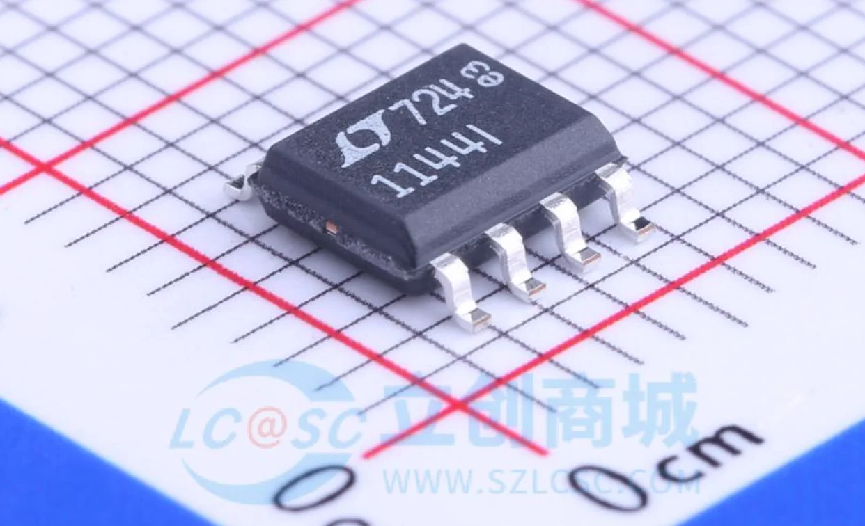 3pcs   Brand new original LTC1144IS8 SMT package SOP-8 silk screen 1144I switch regulator IC chip