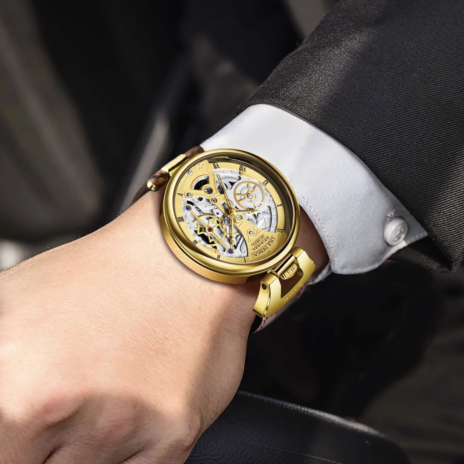 Jam Tangan Pria Baru Jam Tangan Bisnis Kelas Atas Desain Kreatif Berongga Jam Tangan Kuarsa Modis Pria Tali Kulit Tahan Air Trendi