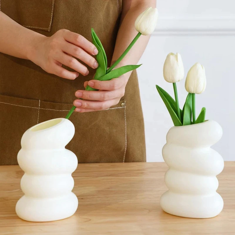 Plastic Spiral White Vase Nordic Flower Arrangement Container for Kitchen Living Bedroom Home Decoration Desk Accessories