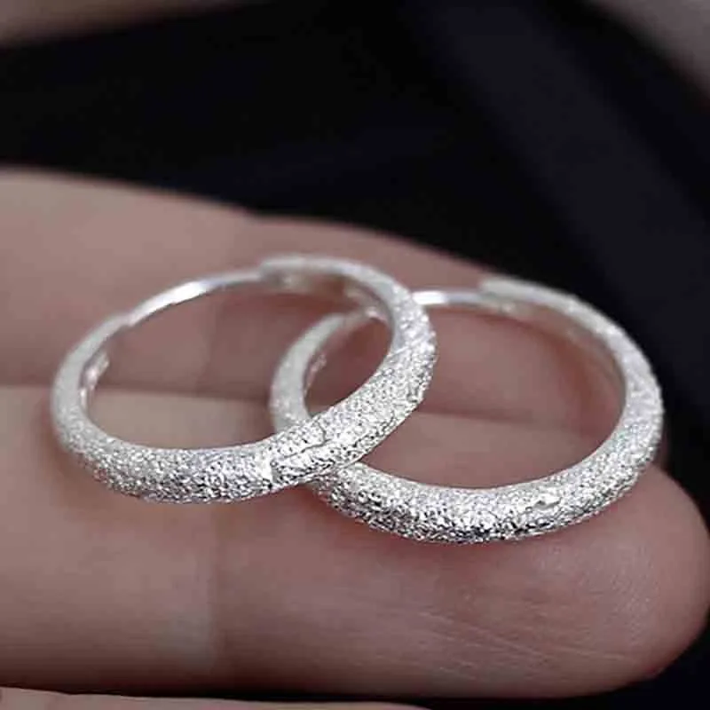 Shine Silver Color Metal Glossy Surface Hoop Earrings for Women Engagement Wedding Earrings Jewelry