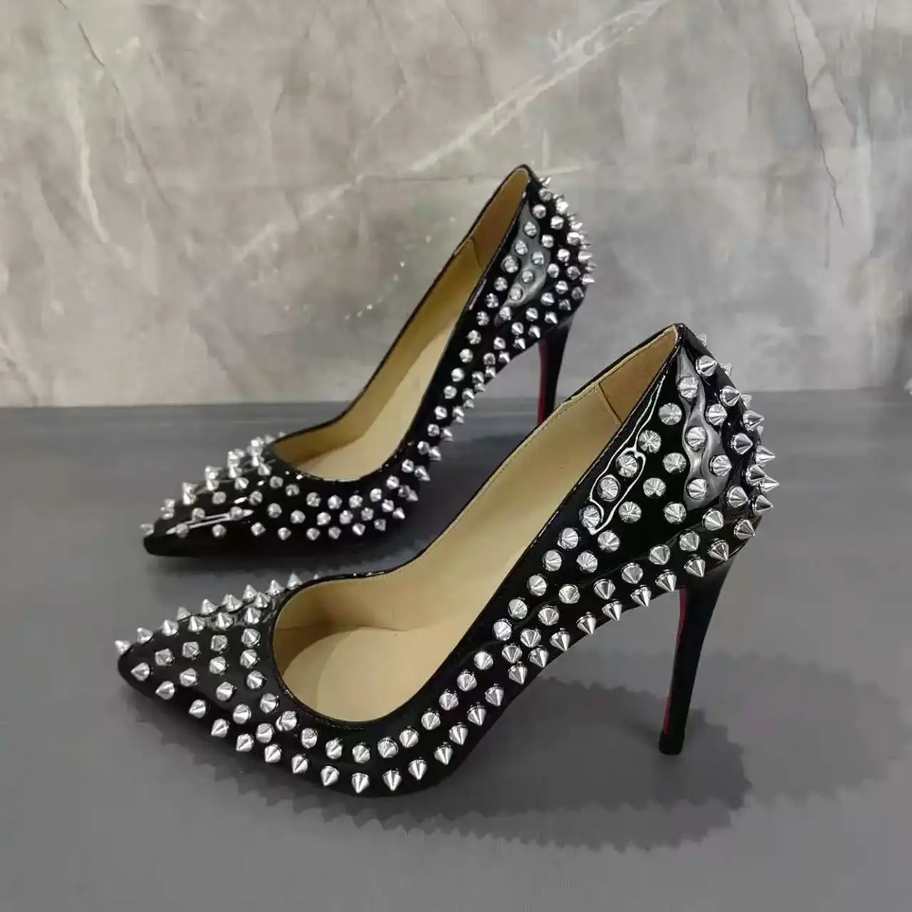 

Full Metal Rivets Decorate Black Leather Women’s Single Shoes Pointed Toe Slip On Red Sole Pumps Female 8-12cm High Heels 2025
