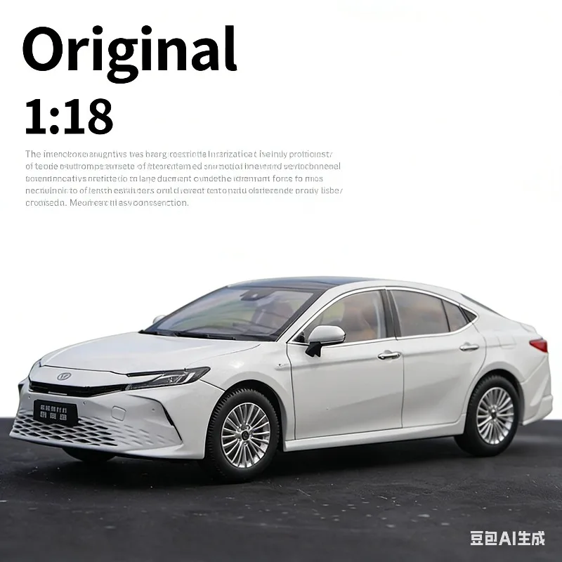 

Original factory 1:18 TOYOTA CAMRY 2024 model replica static alloy car model, boys' festival gift toy, adult collection piece.